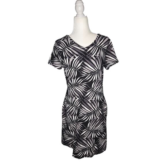 Old Navy T-Shirt Dress Active wear Tropical Beach  Print Size large - Picture 1 of 6